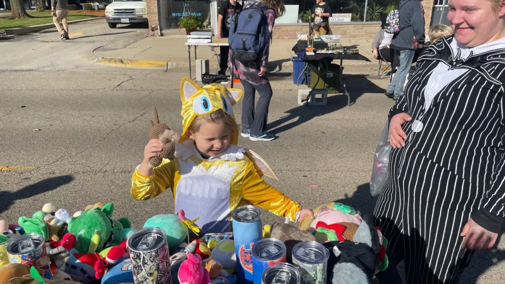 Vandalism reported at Earlville park; suspects caught WALLS 102