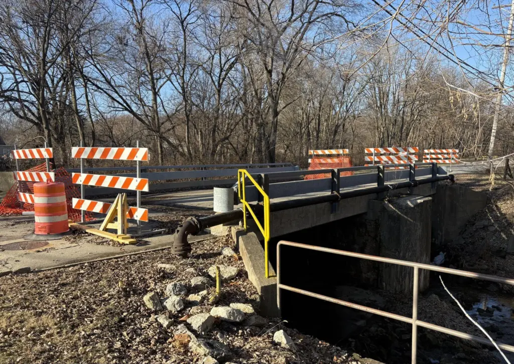 i6i7ll7fpncojkjpsx4r2ylo5q-3