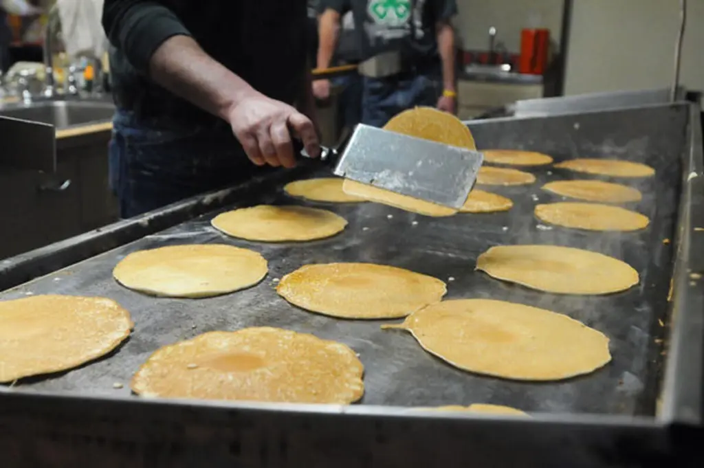 There will be a pancake breakfast fundraiser for the Manlius Fun Days on Sunday, March 1 at the Manlius Sportsmen’s Club from 8 to 11 a.m.There is a $10 donation requestedManlius Fun Days will be celebrating its 125th anniversary this year.