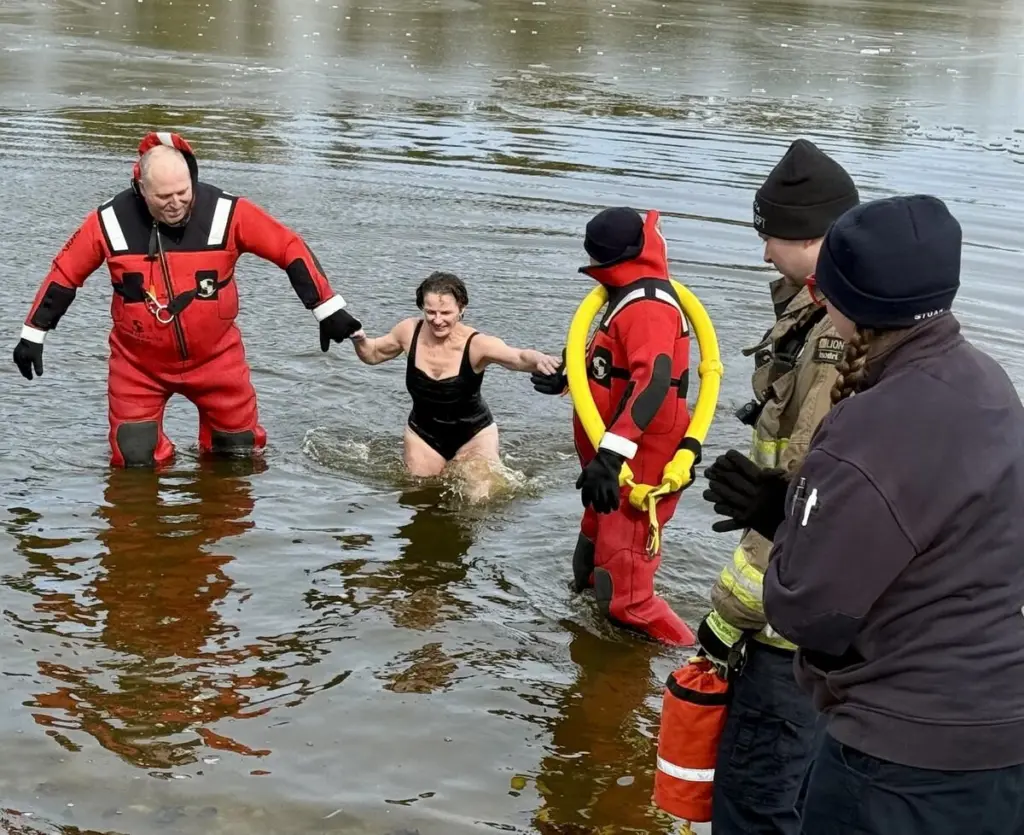 When the clock struck noon on Saturday at Lake Mendota, it was a brisk 39 degrees and felt like 23 degrees. More than 100 brave souls decided to take that time to plunge into the frigid waters of the lake to support a cause.The 9th Annual Mendota Polar Plunge at Lake Mendota drew about 125 participants from 13 teams who took a dip in the water to support Special Olympics of Illinois.Participating teams included Below Zero Bruins, Dream Achievers, IVCC Project Plunge, Mendota High School, LP Plungers, The Narwhals, Great Clips Glacier Girls, Radio Anchors, Frozen Patty’s, Freeze! Fins!, Sullivan Foods Mendota, Mendota Garden Club and Oregon Girls Basketball.The event raised $36,000 for local Special Olympics programs, primarily in the Mendota, La Salle, and Peru areas, said the Special Olympics of Illinois Region A Director of Development, Katie Risley.Before the plunge, teams convened in the Mendota Civic Center for food, beverages, music and a program to award individuals and teams for their enthusiasm for the cause, as well as highlight the importance of the donations made.“I want to thank each and every one of you plungers for being here,” Risley said to the crowded Mendota Civic Center. “Thank you for showing up and committing to fundraising and jumping in the cold water. It is only because of you that were here, so thank you. We really appreciate your commitment as well as the commitment of our volunteers.”Lisa Johnson was awarded for donating the most money individually for the polar plunge, $4,370.“I love the cause ... My neighbor had a daughter that participated in Special Olympics for years,” Johnson said. “I’ve always had an interest in it because it is such a worthy thing. I’ve been doing this plunge over 15 years. I started in Bloomington, and then I was in Yorkville, and then once they started here, I’ve been plunging here ever since.”The Below Zero Bruins were awarded for donating the most money as a team, with a total of $7,425.The team with the best costumes was The Narwhals, who donned horned headbands.The award for team spirit was given to the Dream Achievers.“We have a team of about 12 athletes, and they love fun events like this,” Dream Achievers team organizer Jen Zinke said. “My daughter and I have been doing this for a while, but four years ago we started our own team and we love participating like this.”In addition to the polar plunge, the Dream Achievers and other teams participate in Special Olympics of Illinois events like bowling, bocce, spring games, basketball skills, golf skills, softball, track and field and snowshoeing, all of which were helped by the donations made for Saturday’s polar plunge.“We really appreciate the generosity of the community in helping us achieve our mission,” Risley said. “The funds raised from this event make a big impact on Special Olympics athletes. Because of this polar plunge, we can continue to provide quality programs and competitions free of charge to our athletes year-round.”Region A of the Special Olympics of Illinois serves Whiteside, Lee, Jo Daviess, Bureau, Ogle, Boone, La Salle, Stephenson, Carroll, Winnebago, Dekalb and Putnam County.Special Olympics of Illinois works to change lives through the power of joy and sport.