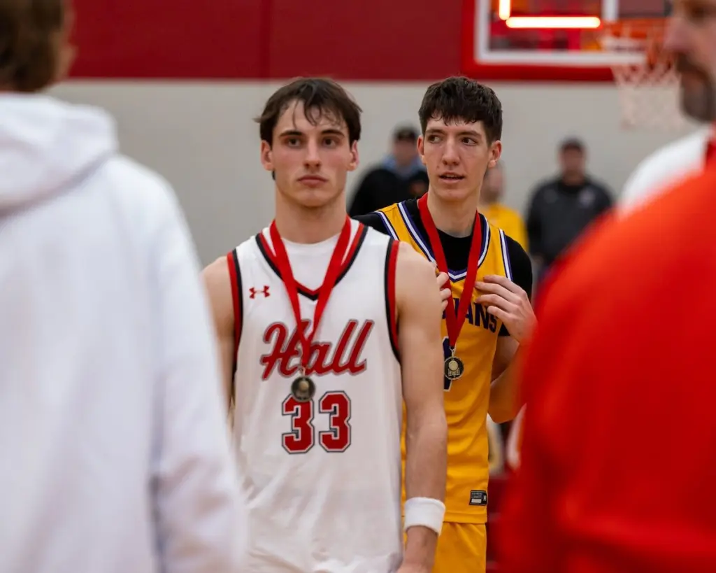 Hall senior Braden Curran and Mendota sophomore Cole Tillman were among six unanimous selections to the 2025-26 Three Rivers East All-Conference Team for boys basketball.They were joined on the first team by Newman seniors Garrett Matznick and George Jungerman, who were also chosen unanimously, Erie-Prophetstown senior Connor Keegan and Kewanee sophomore Chris Crowe.Princeton senior Gavin Lanham and Mendota seniors Aden Tillman, Dane Doyle and Oliver Munoz were named to the second team.Honorable mention honors went to Princeton sophomore Jack Oester, Hall junior Noah Plym and sophomore Chace Sterling and Mendota junior Drew Becker.