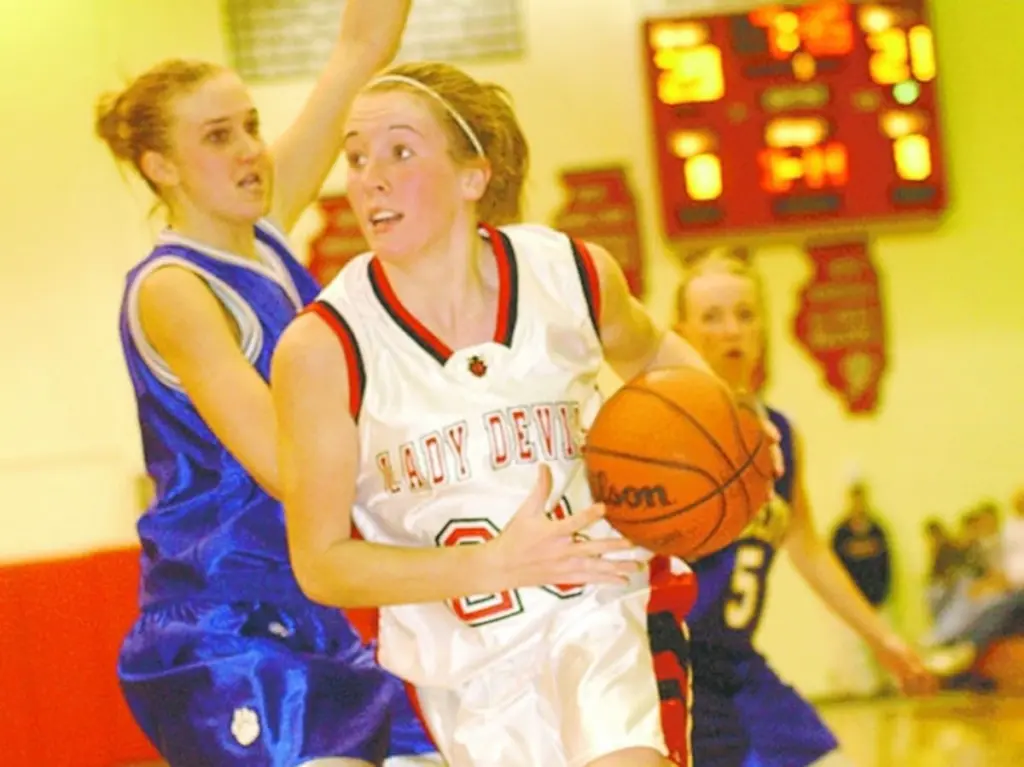 Seniors Keighley Davis of Princeton and Macey Gochenaur of Fieldcrest cracked the list of the top 25 all-time girls scoring leaders this season for Illinois Valley schools including the BCR coverage area. Here’s a look at the top 25 as researched by BCR Sports Editor Kevin Hieronymus: Cindy Kaufman was named as the 1987 Miss Illinois Basketball. She scored 33 points in a 54-47 win over Carthage Hancock Central to lead the Irish to the state championship. She played at ISU.Kailey Klein is the all-time leading scorer (2,140) for Cleveland State University and her No. 23 is retired there.Jolene Bair led the Lady Zephyrs to three straight Sweet 16 appearances. She played for Illinois Central College’s National Junior College champions.Amy Johnson played at Michigan.Amelia Bromenschenkel played for Purdue-Fort Wayne and now coaches at the University of Northern Iowa.Maria Lorenzi played at Bradley University.