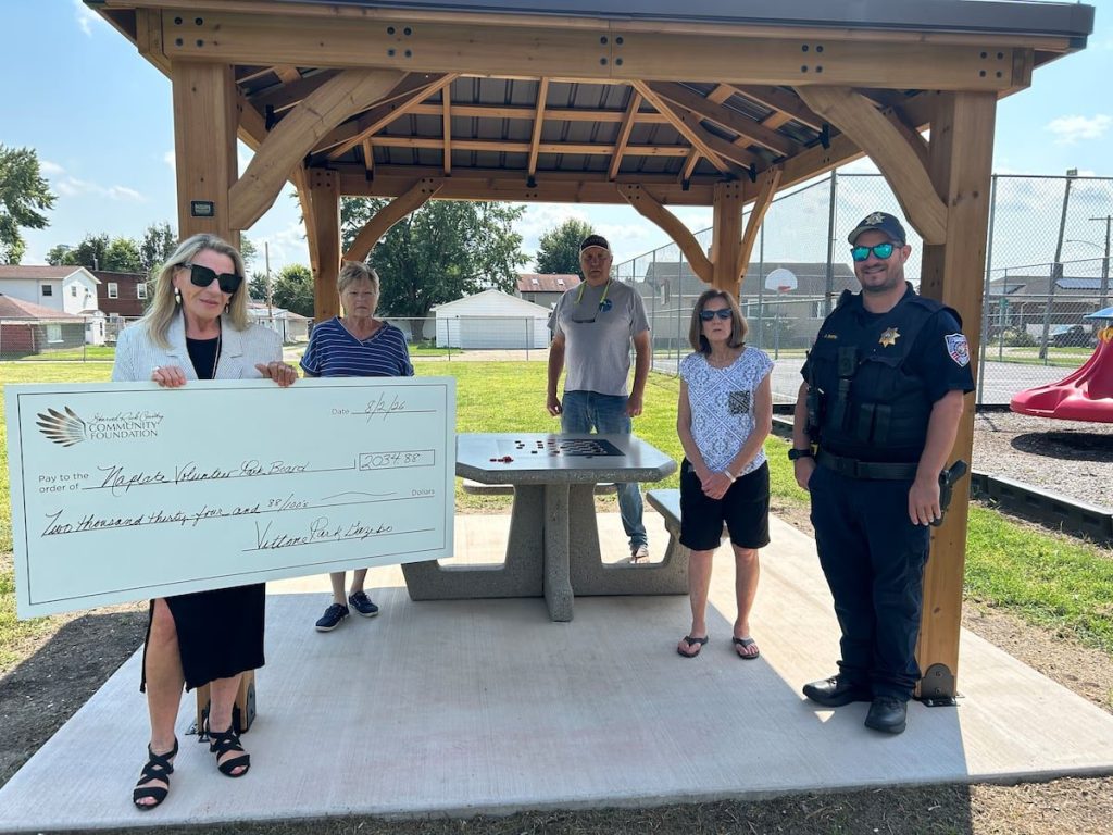Naplate uses tornado relief fund to build gazebo, add chess table at Vittone Park