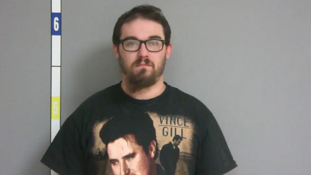 A registered sex offender is headed to prison for three years after pleading guilty Thursday totrying to solicit a teenage girl in Mendota.