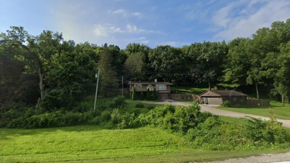 A 1,696-square-foot single-family residence, built in 1978, has changed hands.