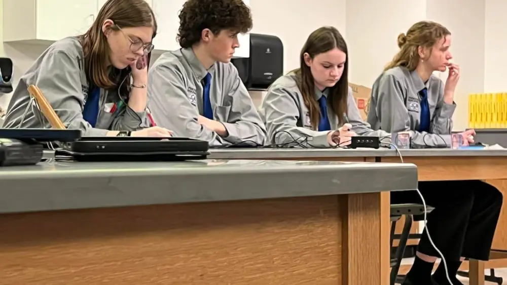 The Princeton High School’s Scholastic Bowl team recently placed ninth overall at the NAQT State Tournament.