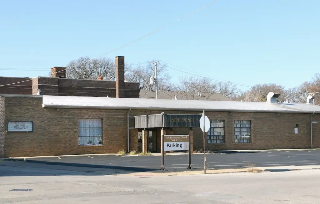 The Free Lunch Program, sponsored by Deacon’s and Hardscrabble Lions, serves a free meal the second Saturday of each month at Park Place, 406 E. Hickory in Streator, from 11:30 a.m. to 1 p.m.