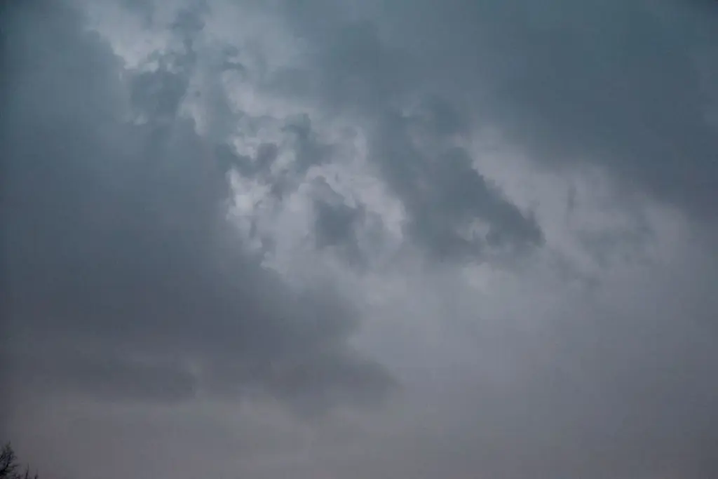 At the time of the alert, a severe thunderstorm with radar-indicated rotation was located over Lake Wildwood, about 8 miles northeast of Lacon, and moving east at 35 mph.