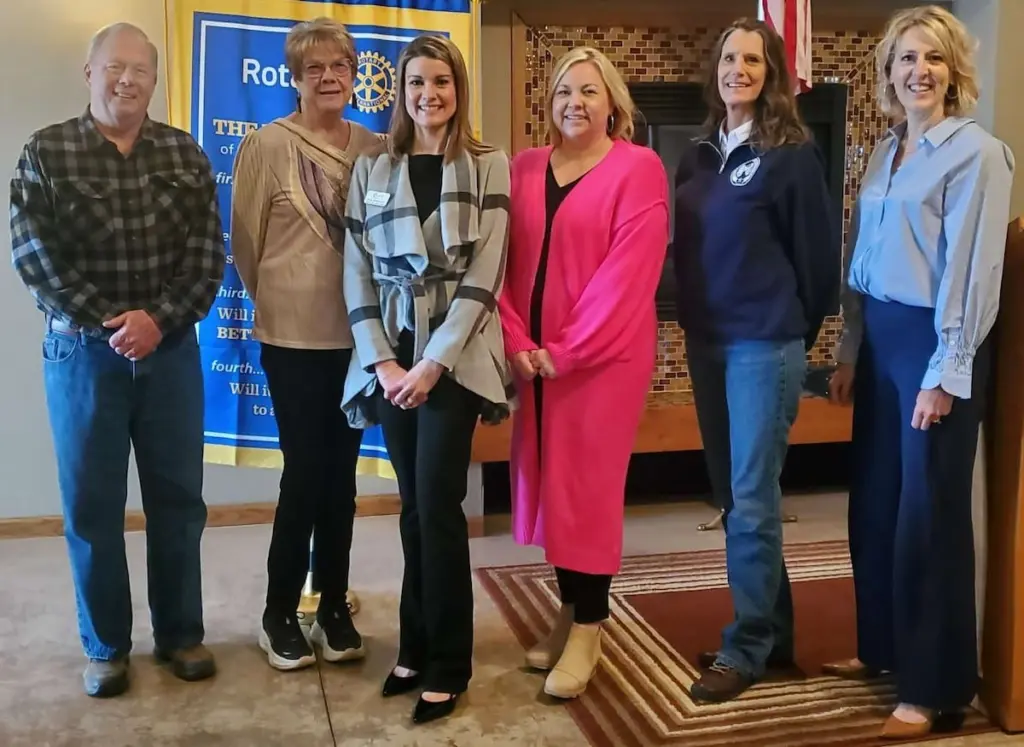 The Rotary Club of Princeton recently donated $1,000 to 10 nonprofit organizations as part of its “Love Our Community“ grant program.