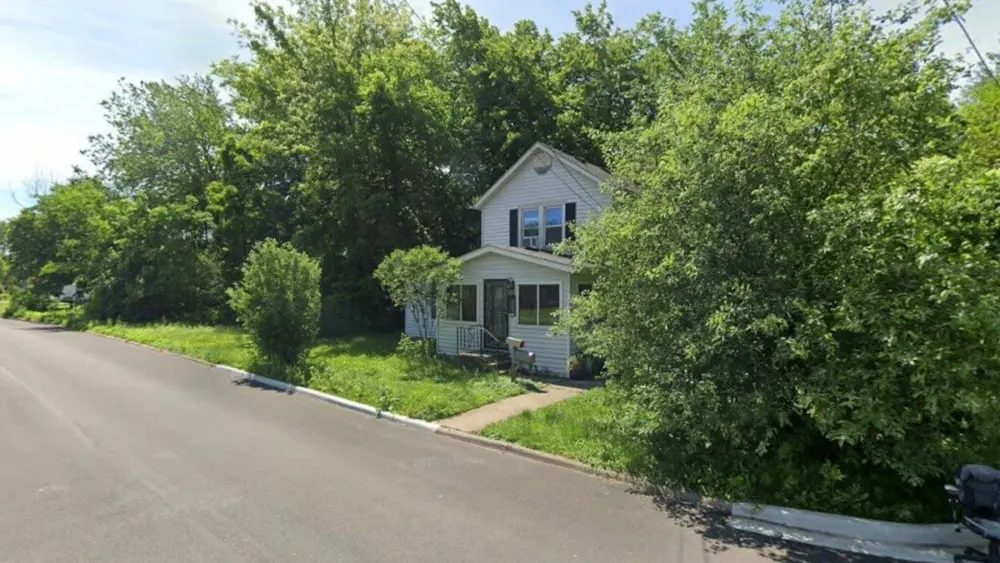 A single-family home in La Salle that sold for $123,000 is leading the list of the best real estate deals in La Salle County in the past week.