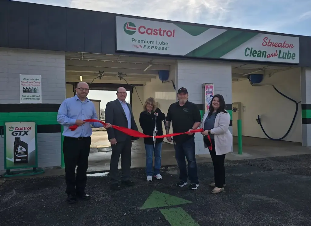 Streator Clean & Lube will host a customer appreciation day Saturday following a recent ribbon cutting with the Streator Chamber of Commerce.