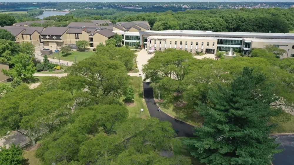 Illinois Valley Community College will host an Express Registration for new students from 3 to 6 p.m. Tuesday, June 23, at the college’s Ottawa Center, 321 W. Main St., Ottawa.