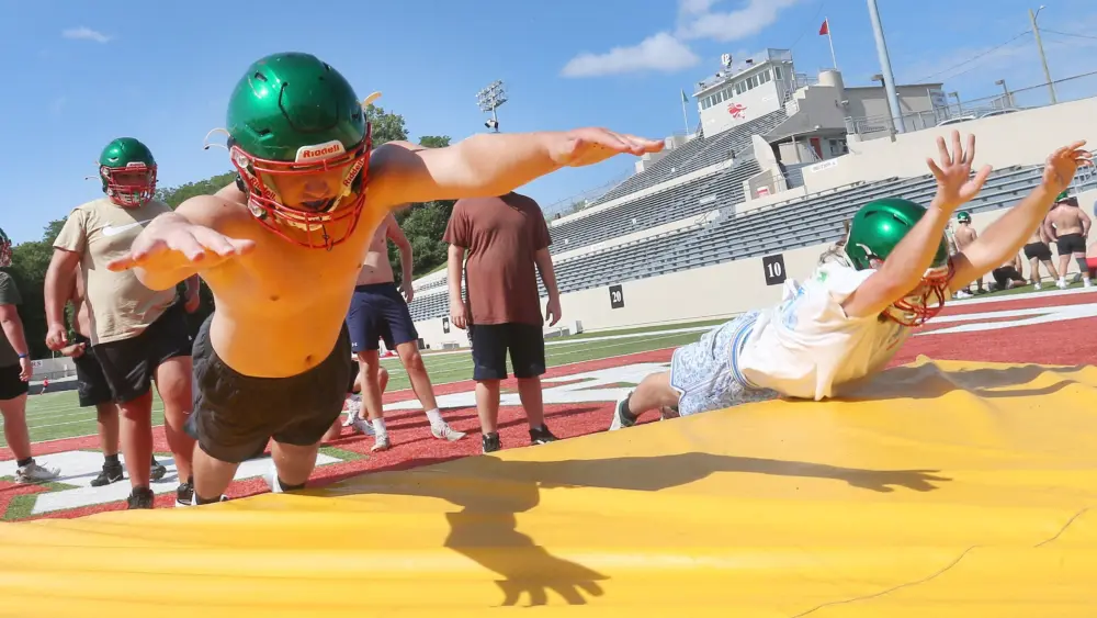 xlhvou6ikfgrribev65wxdchry