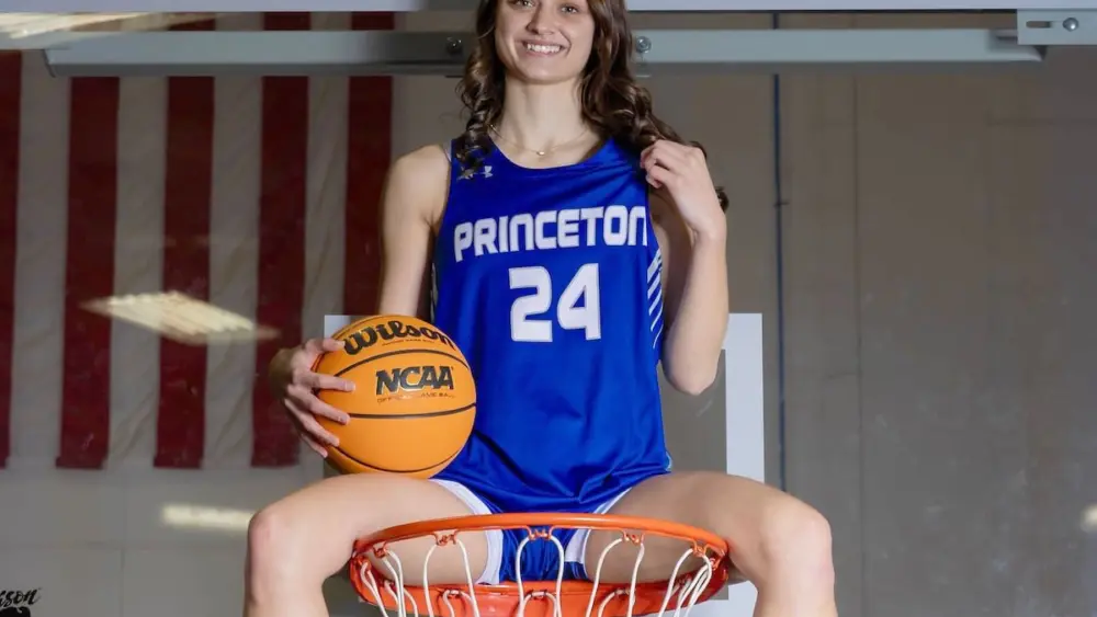 uxxewvwd7jgafpgadeesf2k4l4565985