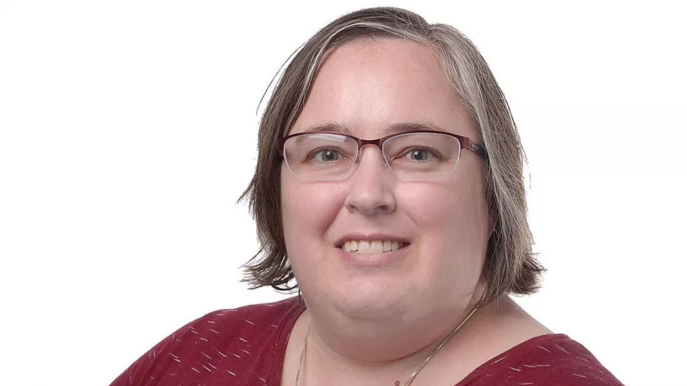 66zogu47x4fxenhkxvbpawwldq612001