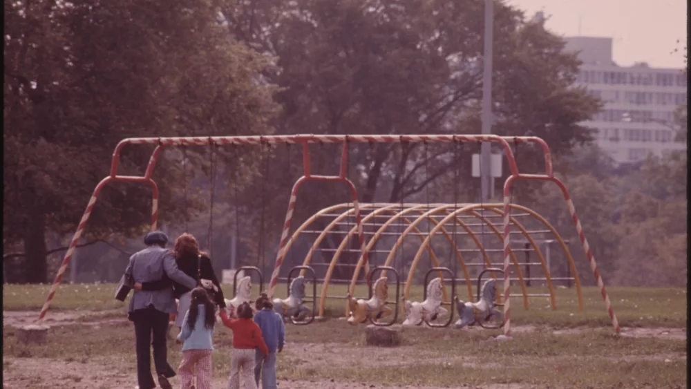 young-family-in-a-south-side-chicago-park-at-the-35th-street-beach-10-1973