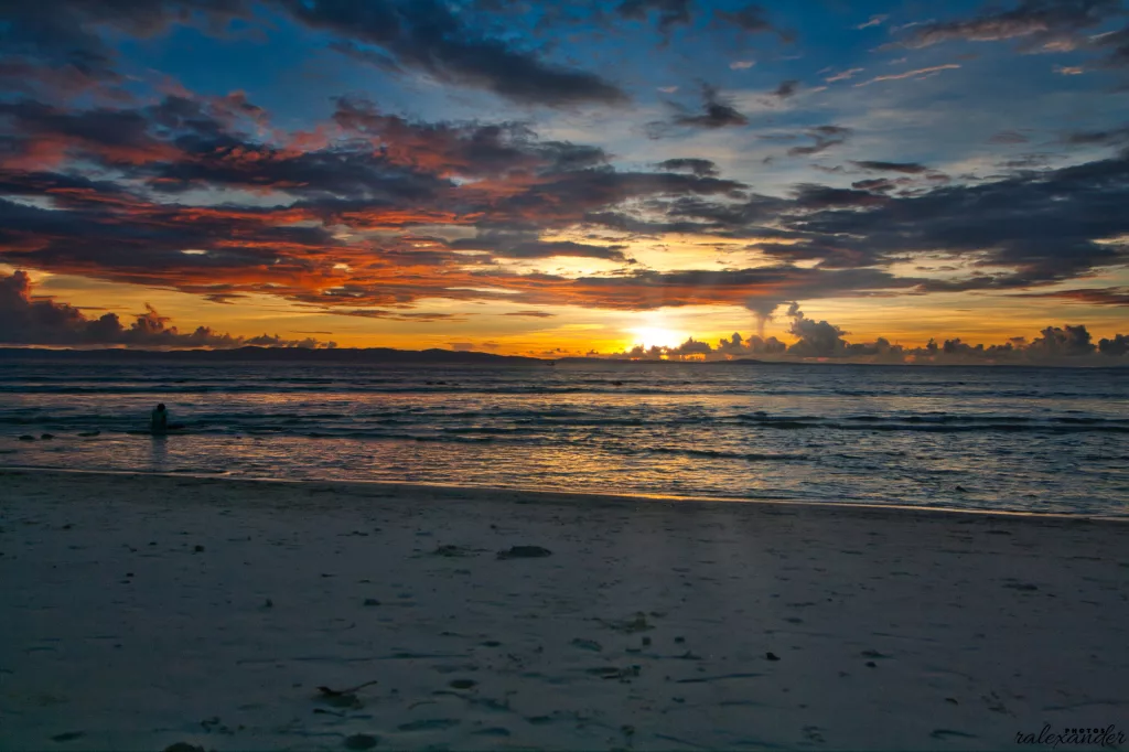 sunset-at-lakshmanpur-beach