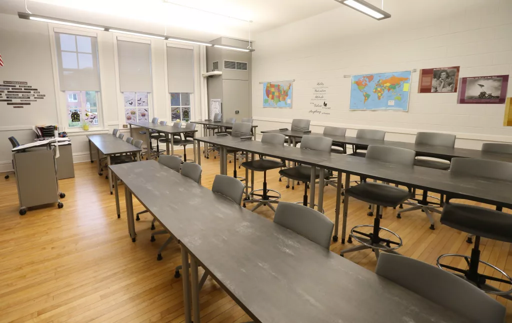 bnw6a3xhhffwpgcoi7r6urxm24328769