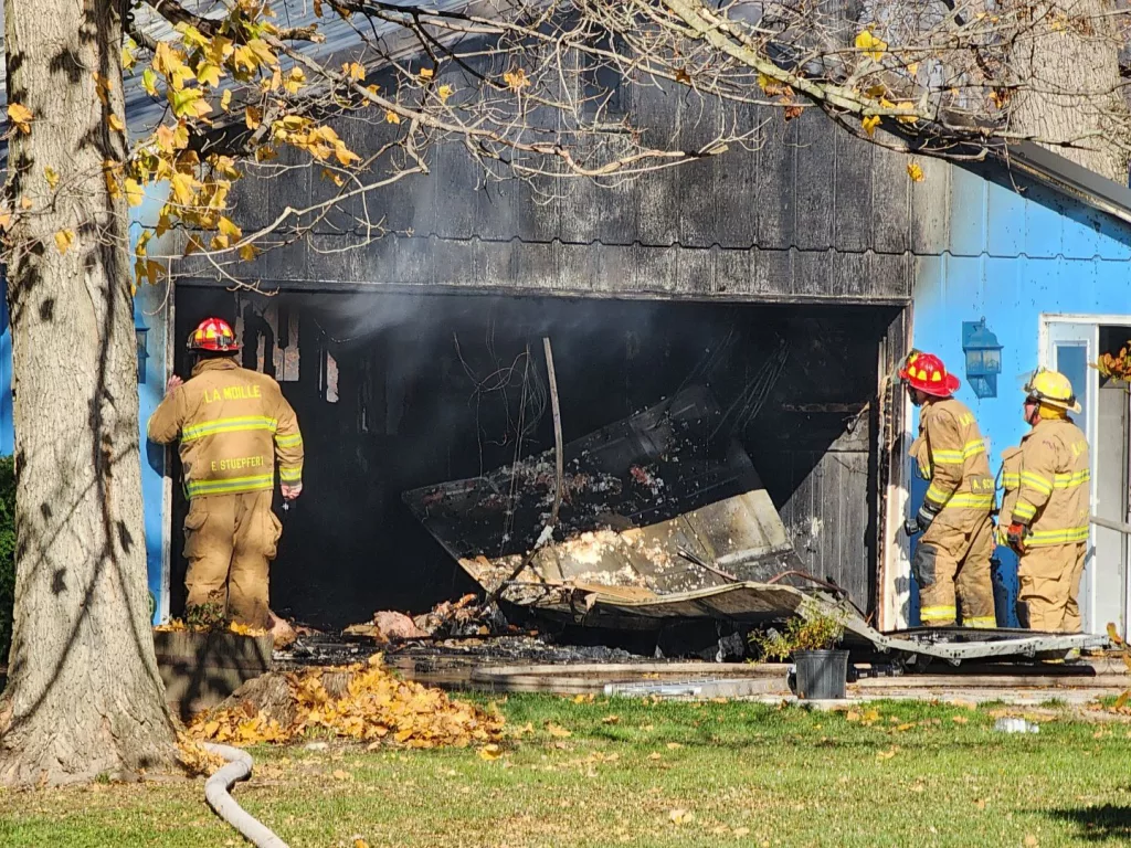 2yduzgsqj5c4vm7q3fqpgpgeku19408