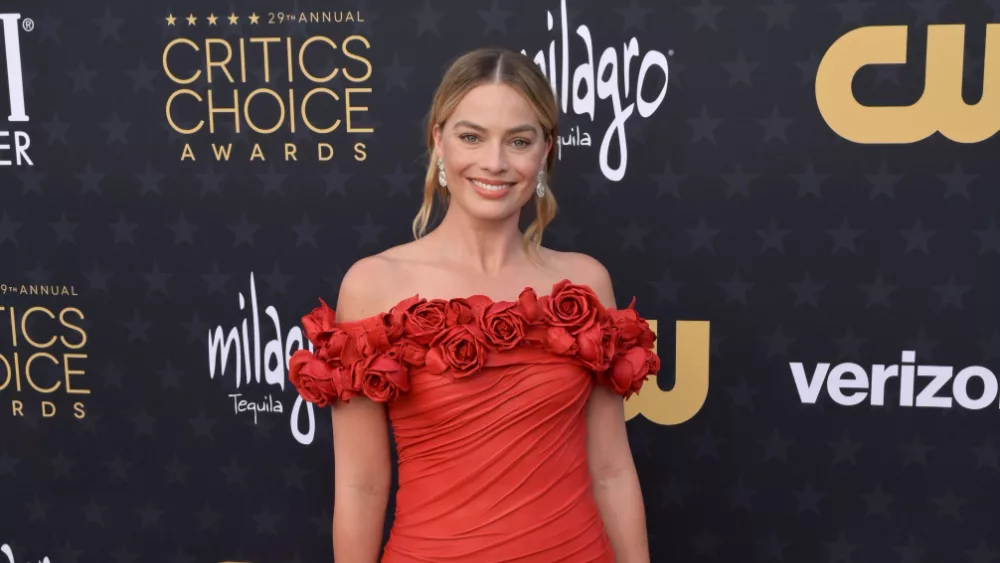 Margot Robbie at the 29th Annual Critics Choice Awards at Barker Hangar. SANTA MONICA^ USA. January 14^ 2024