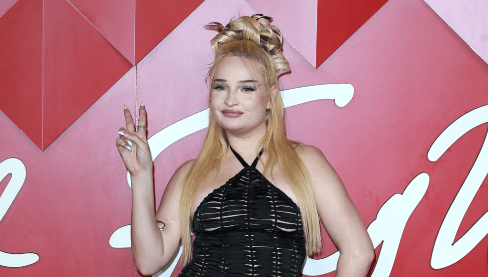 shutterstock_2237074521843286