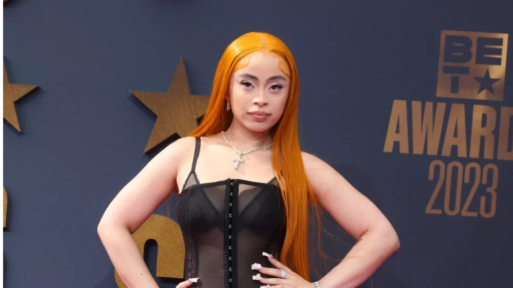 shutterstock_2323834127713428