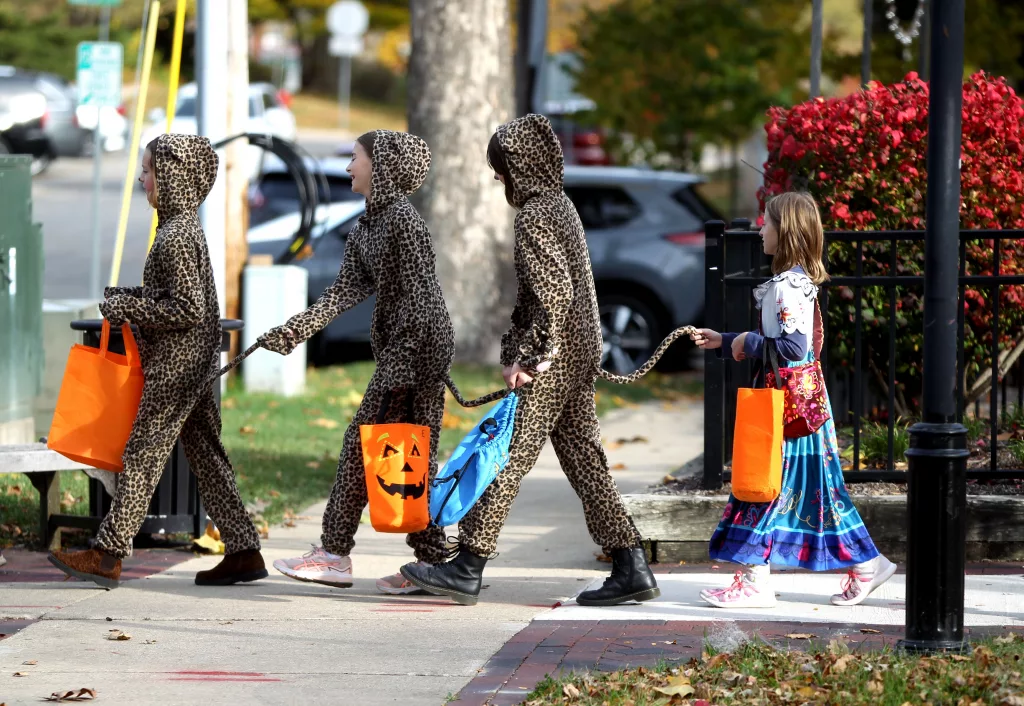 2uclcdk6tvazneliwx7ckkdaaq677998