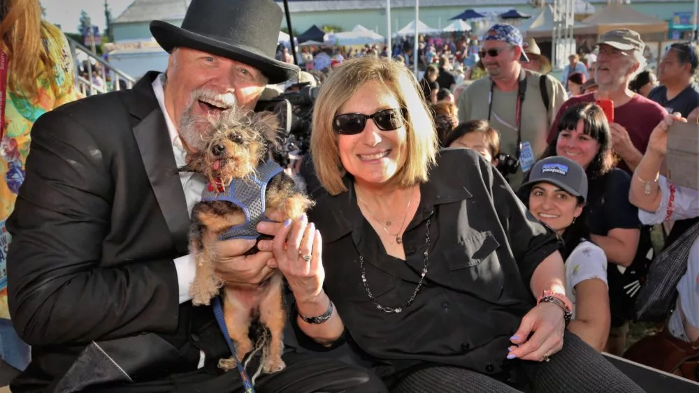 brent-debbie-1000x563702101-1