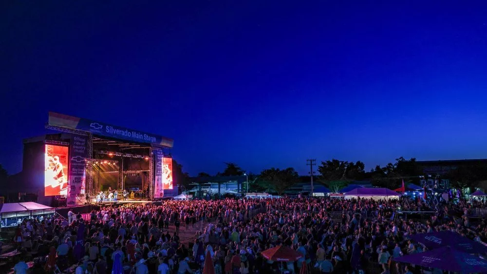 2024-06-15-cs-d2-g-763_stage-crowd_lead-1000x563565344-1