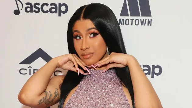 getty_cardib_082823476088