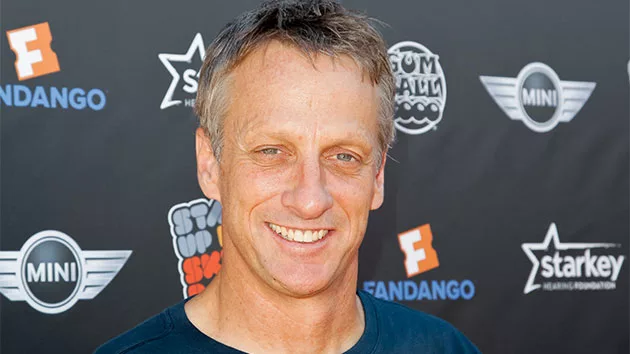 When I see her now, she doesn't recognize me': Skater Tony Hawk talks about  his mom's Alzheimer's - ABC News