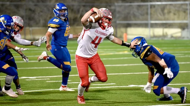 Deaf football players who rose to stardom in California get