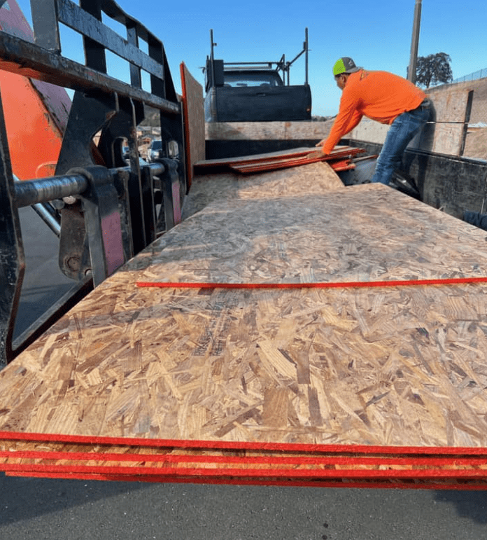 Police: Three men dressed up as construction workers in attempt to ...