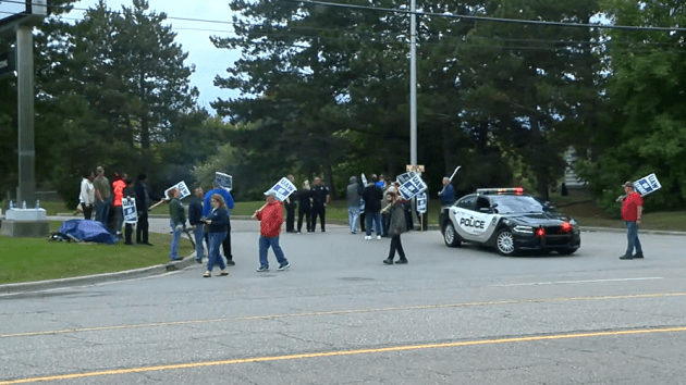 wjrt_uawstrike_092623113156