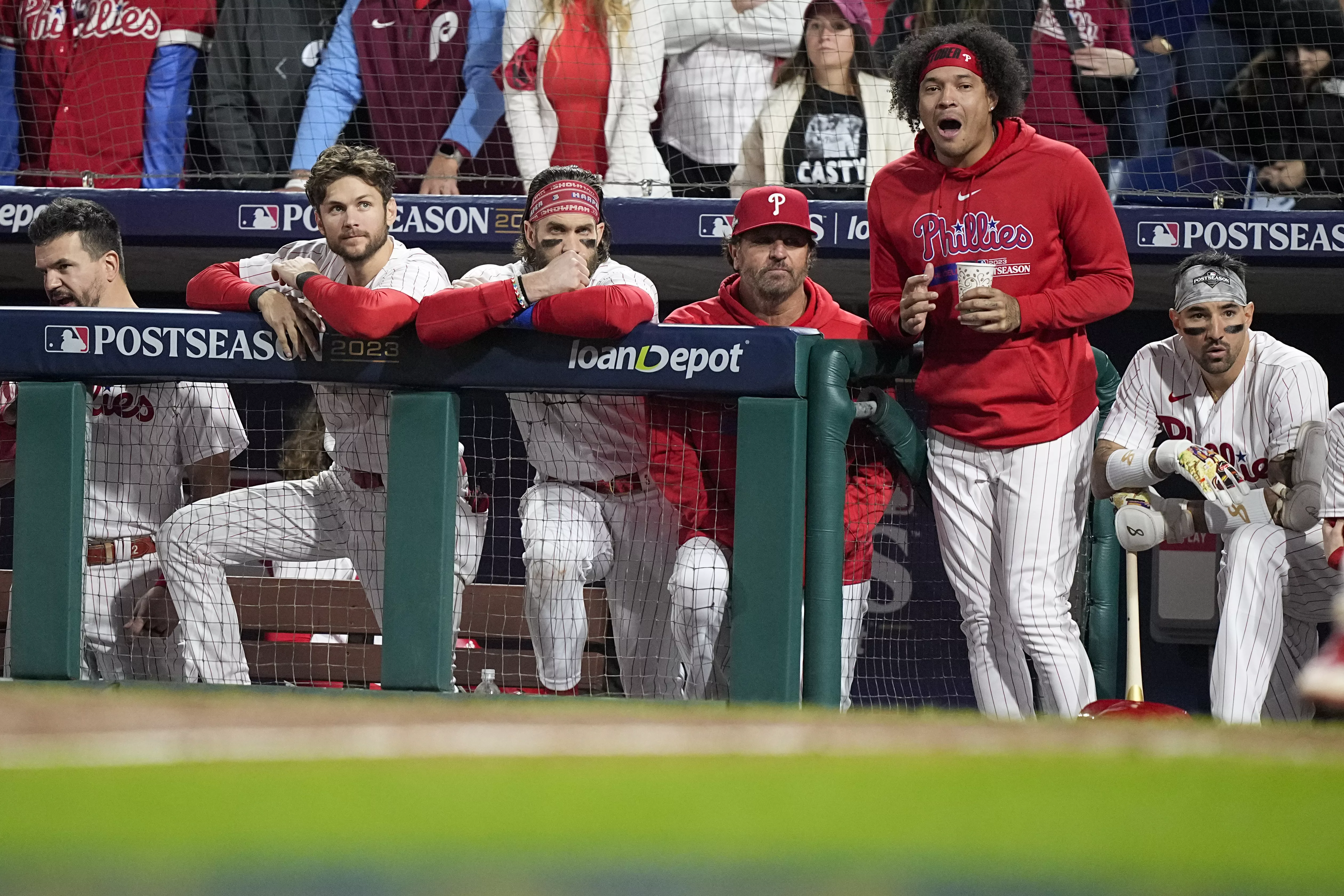 Bryce Harper exits game against Padres