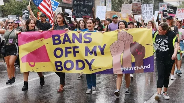 gettyimages_abortionprotest_112223576749