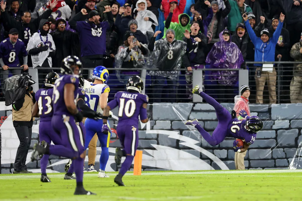 Walk-off Wallace: Ravens punt returner goes 76 yards for TD in OT in a  37-31 win over the Rams