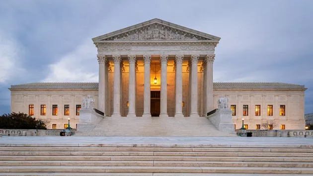 gettyimagesrf_supremecourt_112922702566