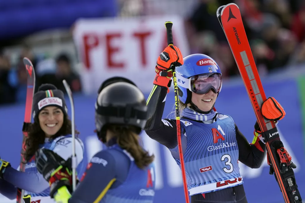 Mikaela Shiffrin masters tough course conditions at women's World Cup