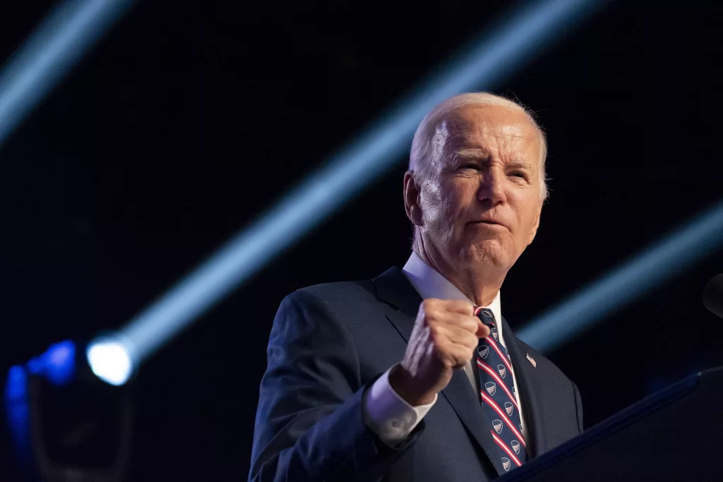 Biden condemns white supremacy in a campaign speech at a church where ...