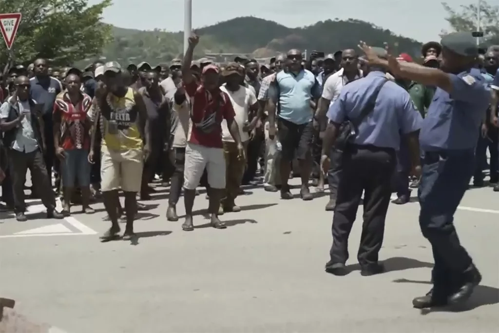 Riots In Papua New Guinea's 2 Biggest Cities Reportedly Leave 15 Dead ...