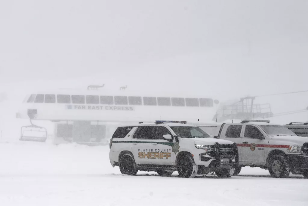 California ski resort reopens as workers clear debris from deadly avalanche – WBAL