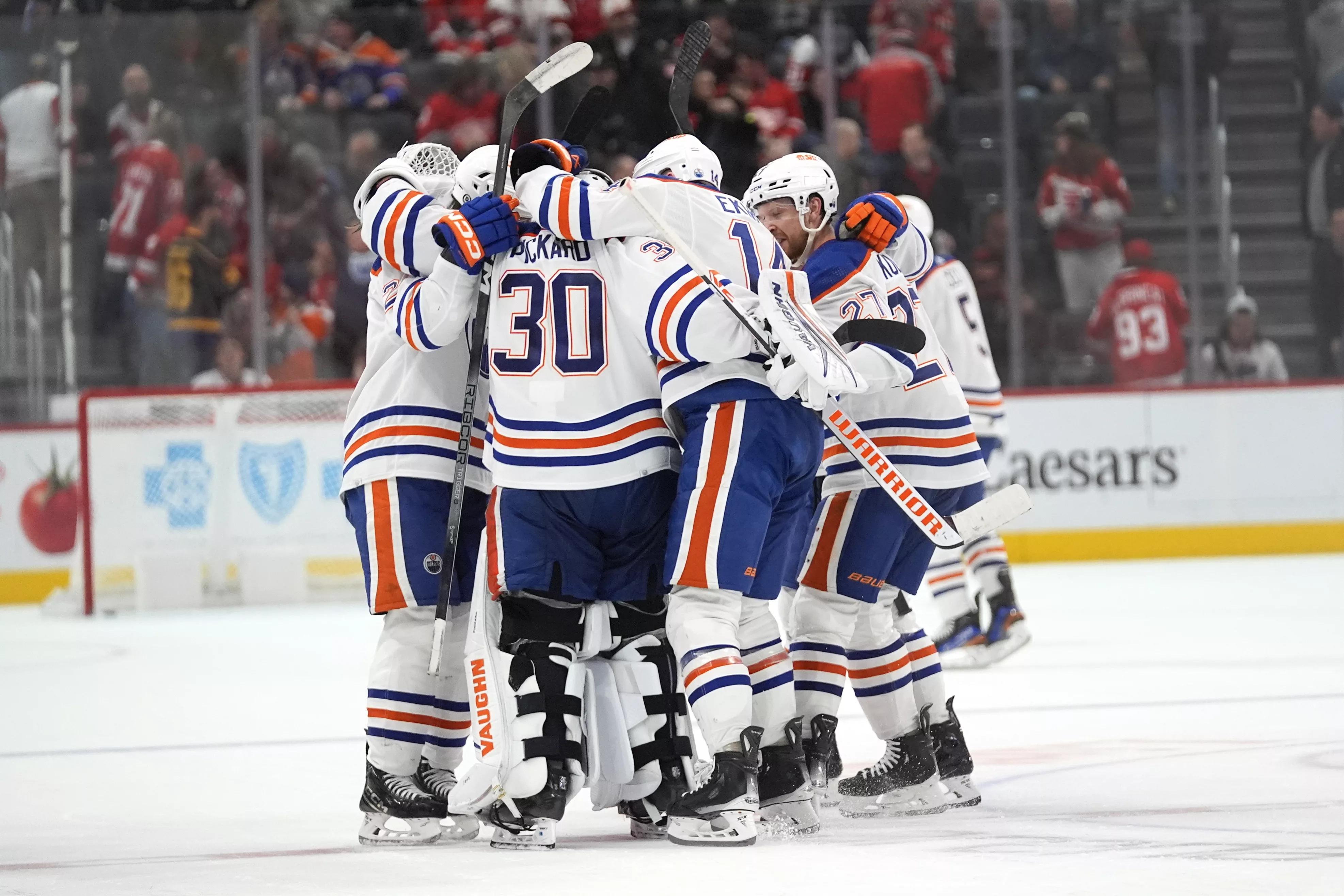 Oilers match team mark with 9 consecutive wins bouncing back from