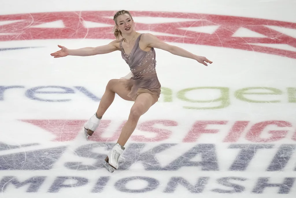 Amber Glenn wins US figure skating title after Isabeau Levito falls 3 times during free skate