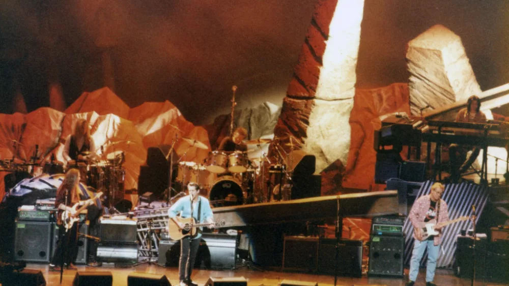 MINNEAPOLIS, MN - FEBRUARY 22: Rock band Eagles (L-R) Timothy B. Schmit, Glenn Frey, Don Henley, Joe Walsh perform at the Target Center in Minneapolis, Minnesota on February 22, 1995. (Photo by Jim Steinfeldt/Michael Ochs Archives/Getty Images)