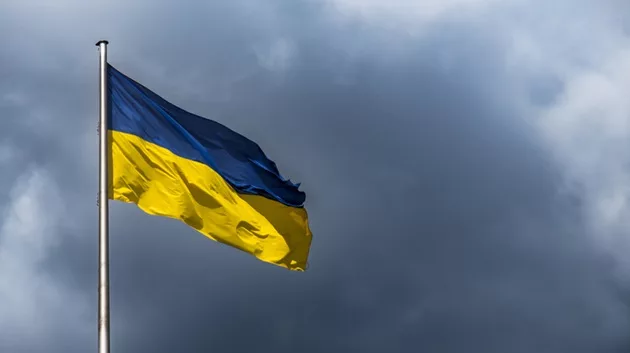 gettyimages_ukraineflag_0222424139274