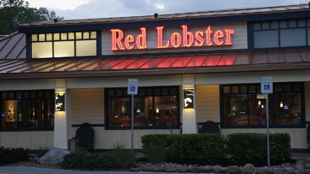 red-lobster-sign-gty-jt-231130_1701373608781_hpembed_3x2_992910922