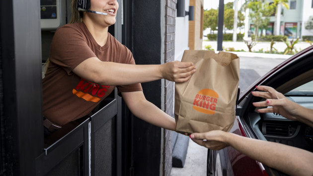 burger-king-1gty-thg-240524_1716549447394_hpembed_3x2200489