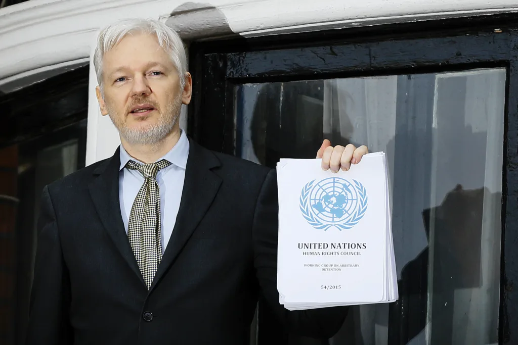 Julian_Assange_WikiLeaks_67720.jpg