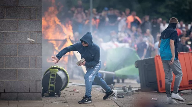 gettyimages_ukriots_08072492987